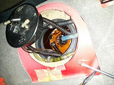 How to remove the fuel pump from a 1995 Ibiza?-img_20151229_182927[1]-jpg